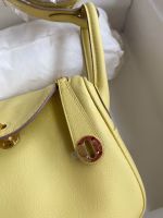 Hermes Mini Lindy Handmade Bag In Jaune Poussin Swift Leather - Image 2
