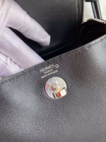 Hermes Mini Lindy Handmade Bag In Black Swift Leather - Image 3