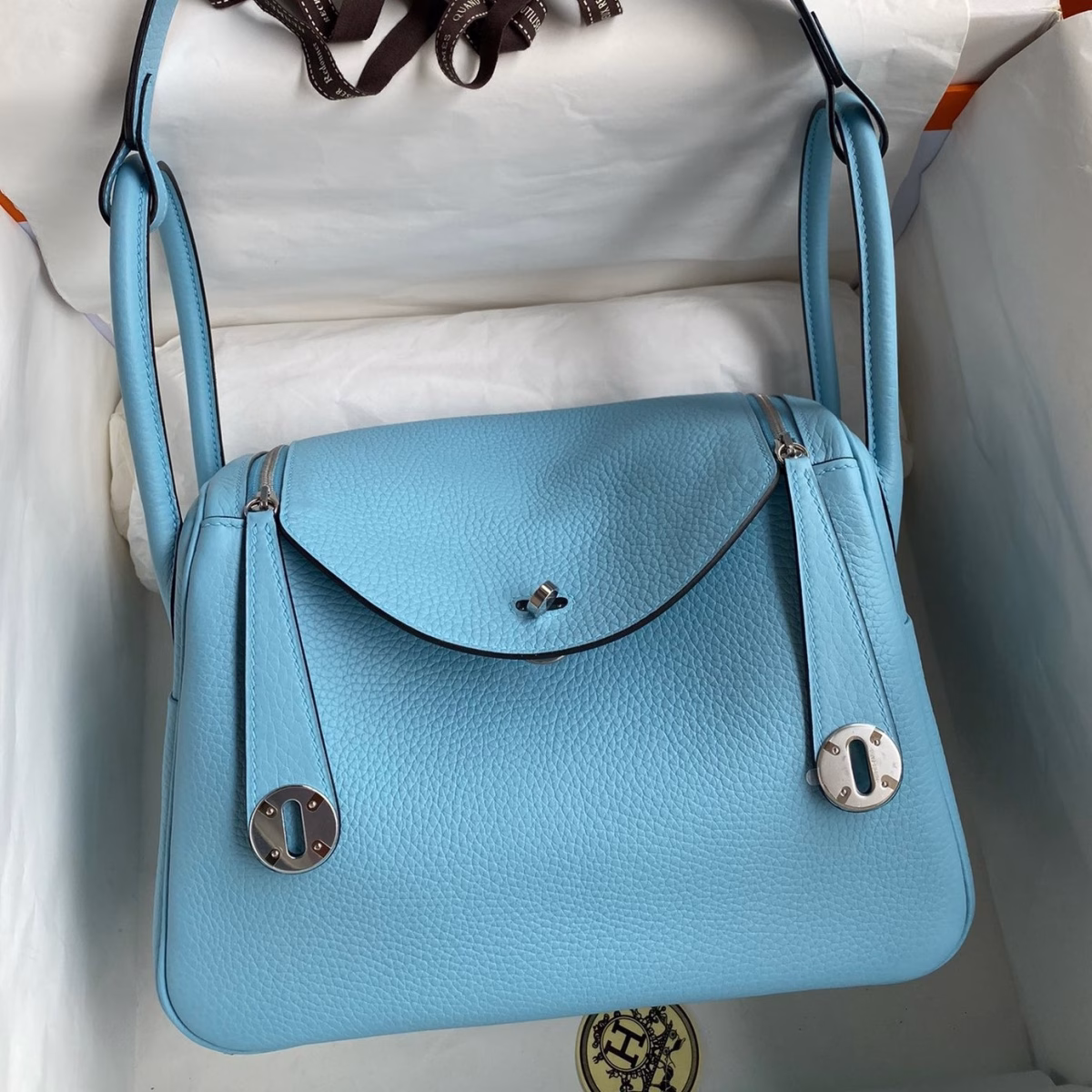 Hermes Lindy 26 Handmade Bag In Blue Atoll Clemence Leather - Image 1