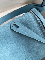 Hermes Lindy 26 Handmade Bag In Blue Atoll Clemence Leather - Image 4