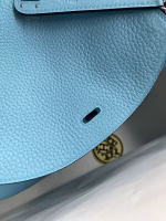 Hermes Lindy 26 Handmade Bag In Blue Atoll Clemence Leather - Image 8