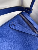 Hermes Lindy 26 Handmade Bag In Blue Electric Clemence Leather - Image 9
