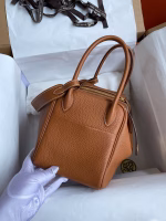 Hermes Lindy 26 Handmade Bag In Gold Clemence Leather - Image 5