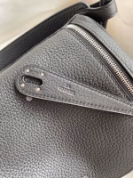 Hermes Lindy 26 Handmade Bag In Black Clemence Leather - Image 8