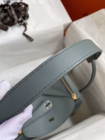 Hermes Lindy 26 Handmade Bag In Vert Amande Evercolor Leather - Image 7