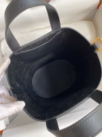 Hermes In The Loop 18 Handmade Bag in Black Clemence Leather - Image 9