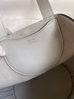 Hermes In The Loop 18 Handmade Bag in Pearl Grey Clemence Leather - Image 10