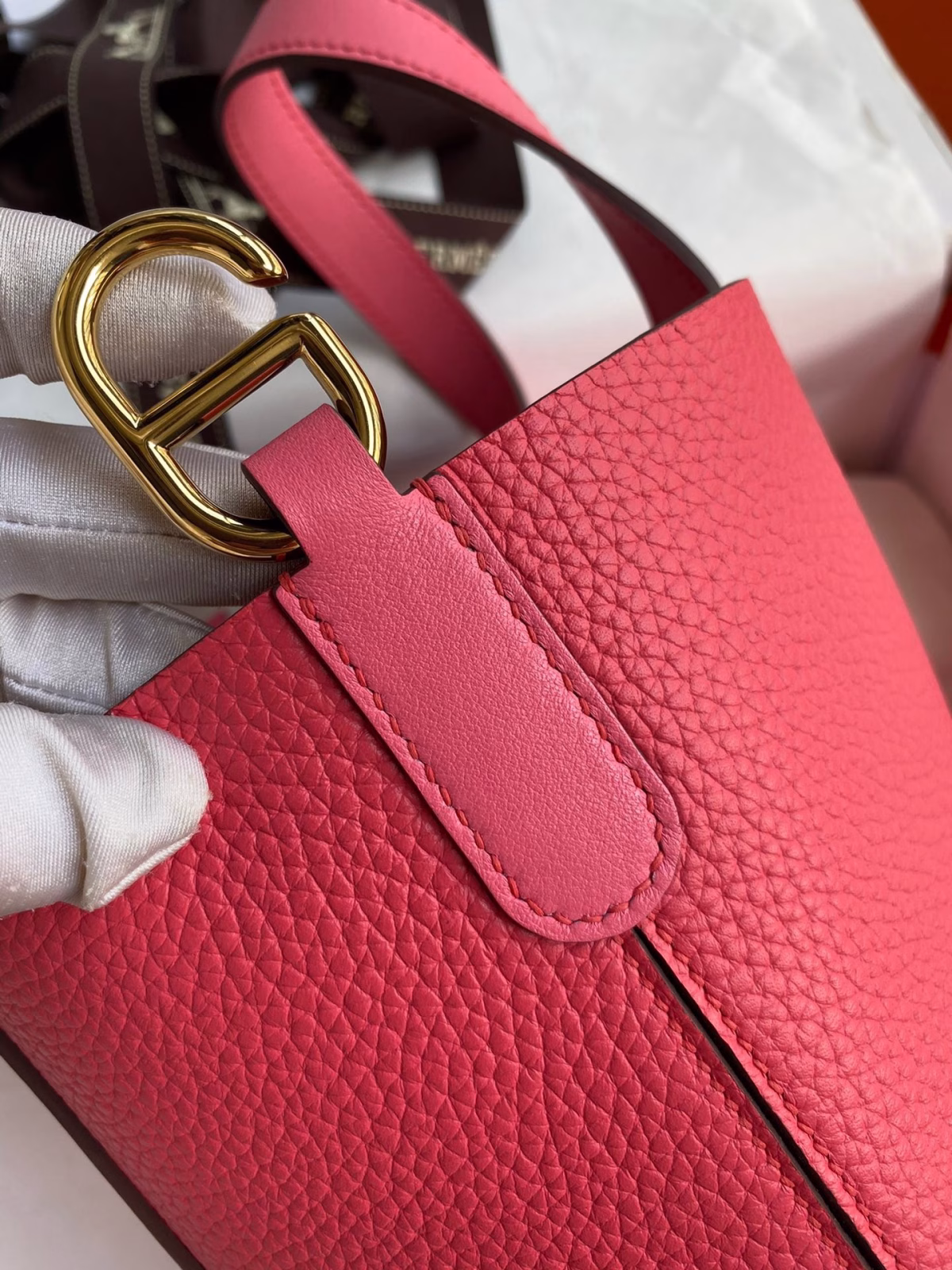 Hermes In The Loop 18 Handmade Bag in Rose Lipstick Clemence Leatherther - Image 7