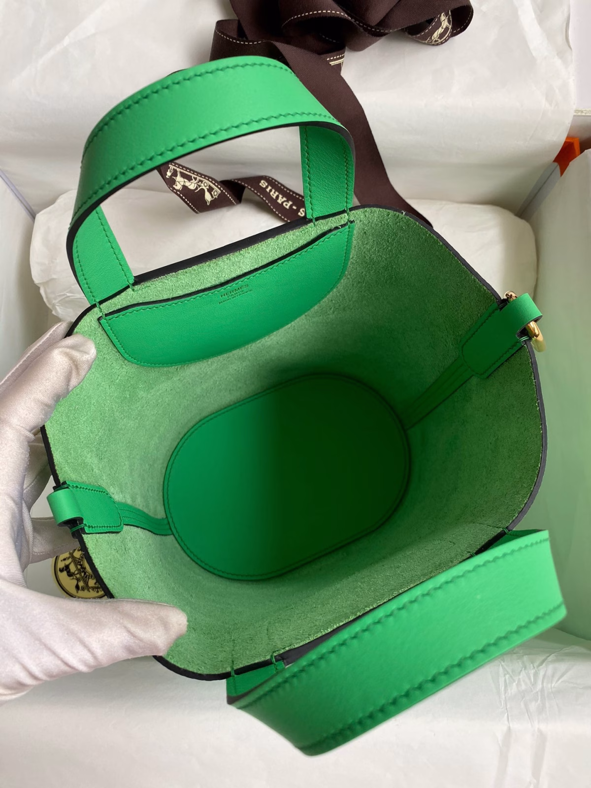 Hermes In The Loop 18 Handmade Bag in Vert Comics Clemence Leather - Image 8