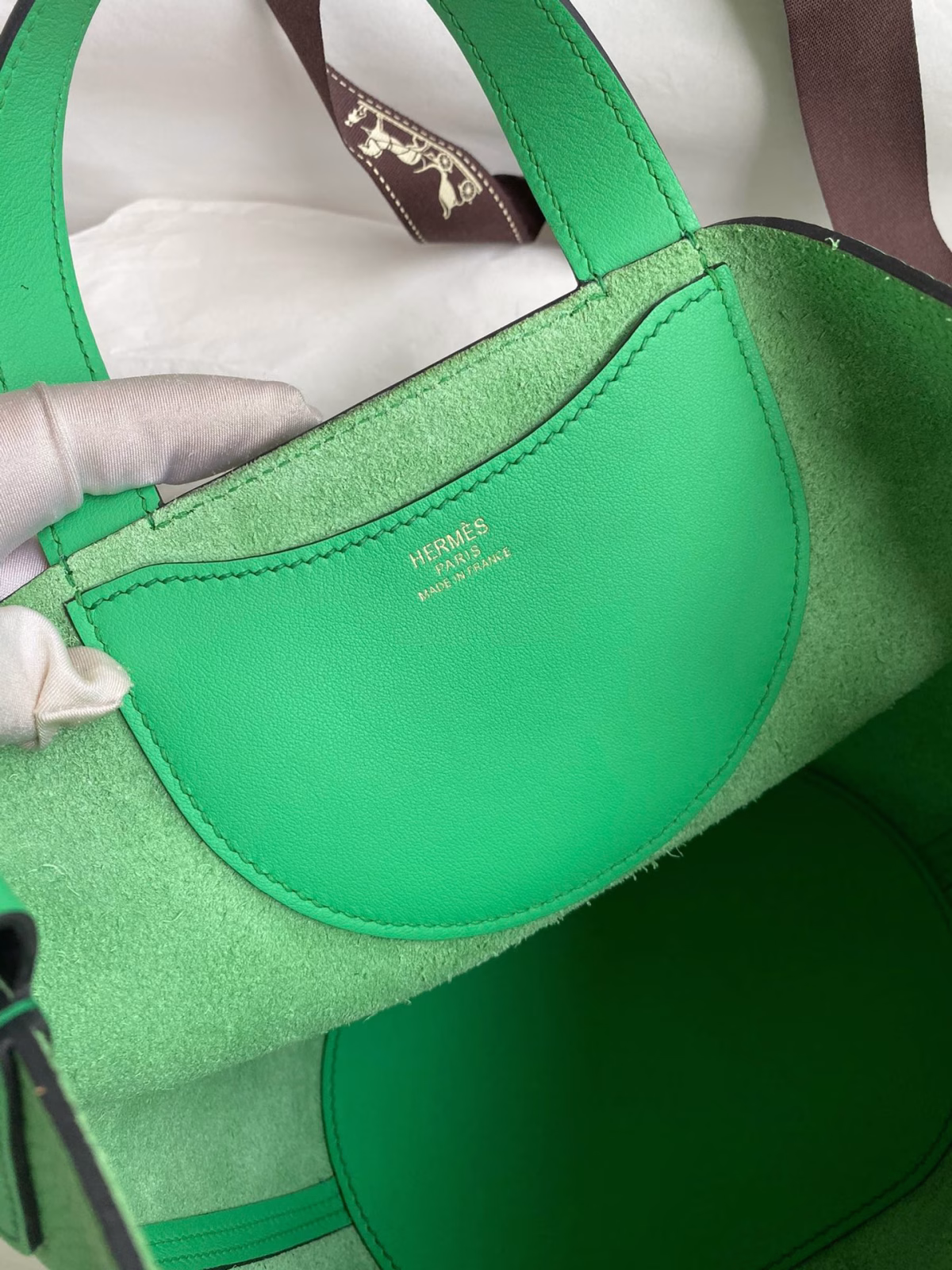 Hermes In The Loop 18 Handmade Bag in Vert Comics Clemence Leather - Image 2