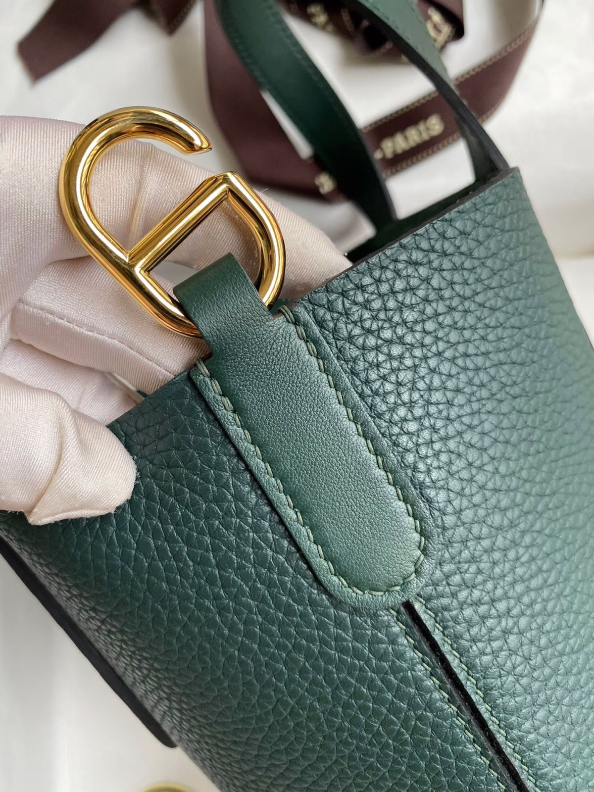 Hermes In The Loop 18 Handmade Bag in Vert Cypres Clemence Leather - Image 8