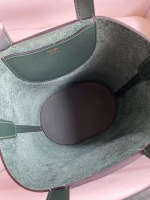 Hermes In The Loop 18 Handmade Bag in Vert Cypres Clemence Leather - Image 9