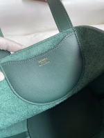 Hermes In The Loop 18 Handmade Bag in Vert Cypres Clemence Leather - Image 4