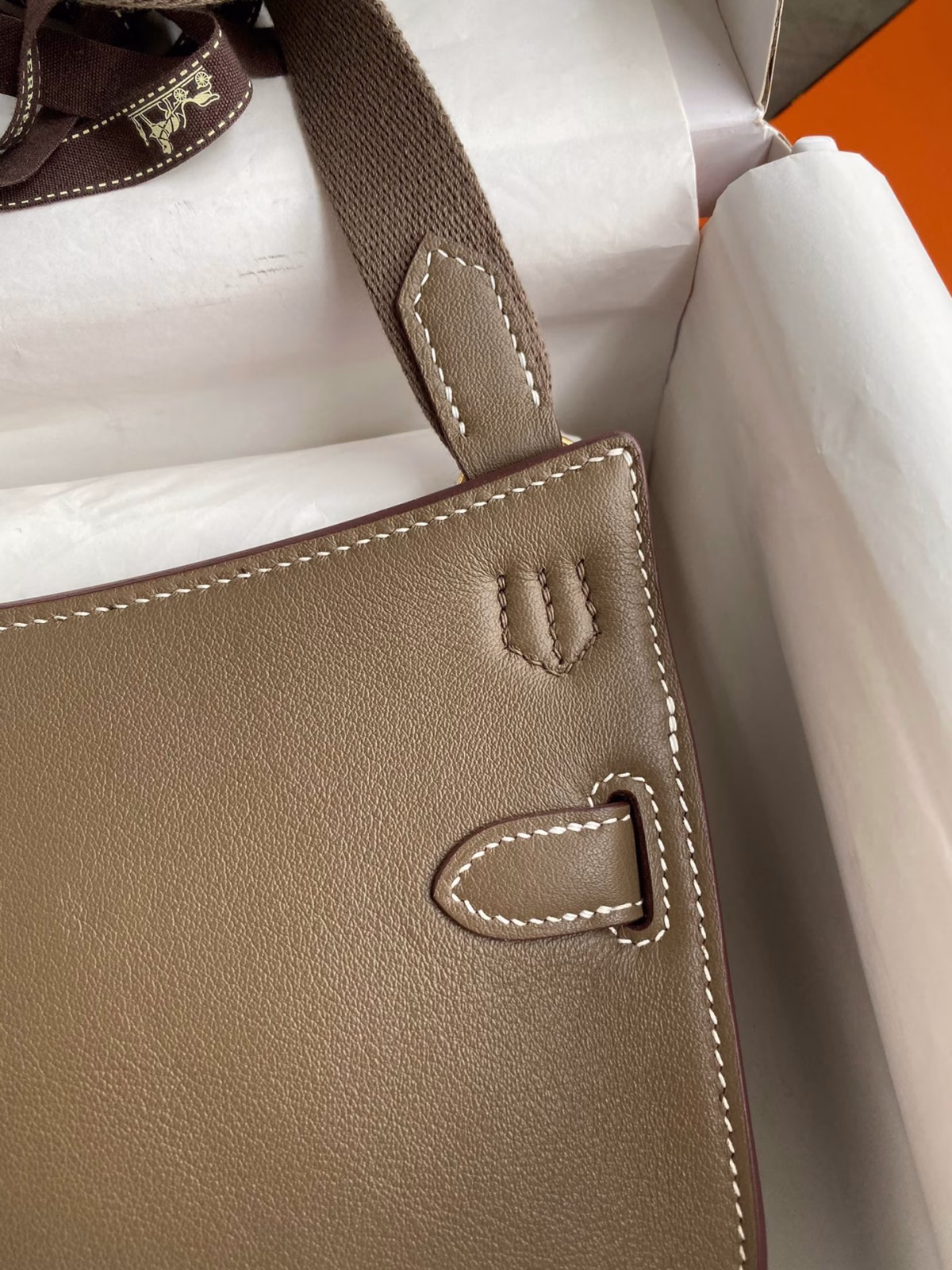 Hermes Jypsiere Mini Handmade Bag In Taupe Swift Calfskin - Image 3