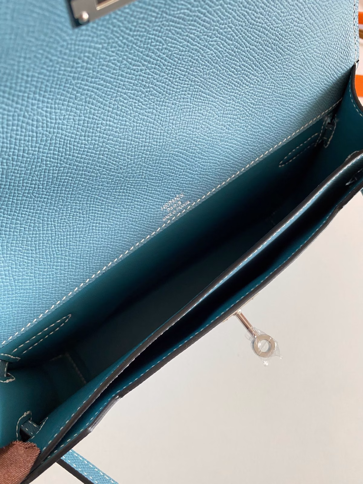 Hermes Kelly Depeches 25 Pouch in Blue Jean Epsom Calfskin - Image 4