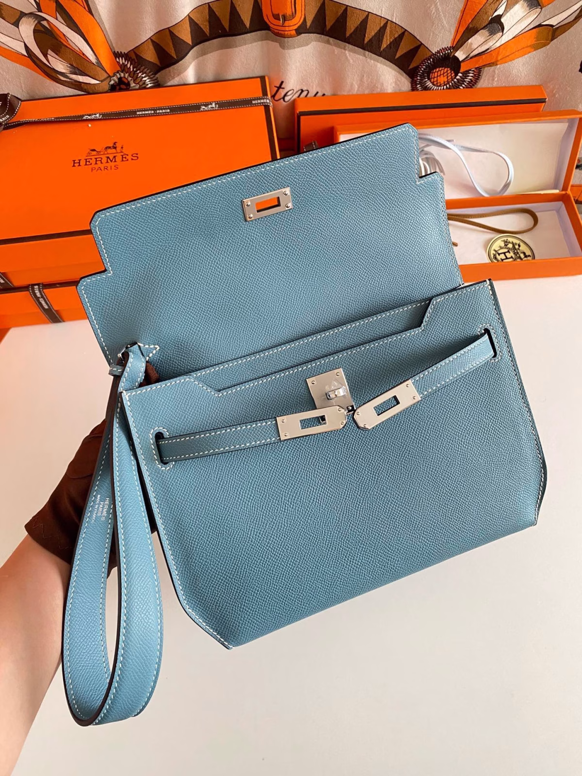 Hermes Kelly Depeches 25 Pouch in Blue Jean Epsom Calfskin - Image 8