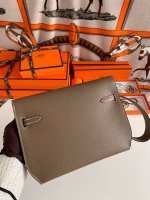 Hermes Kelly Depeches 25 Pouch in Taupe Epsom Calfskin - Image 3