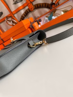 Hermes Kelly Depeches 25 Pouch in Vert Amande Epsom Calfskin - Image 8
