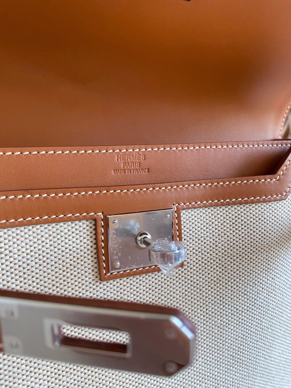 Hermes Kelly Depeches 25 Pouch in Ecru Toile - Image 5