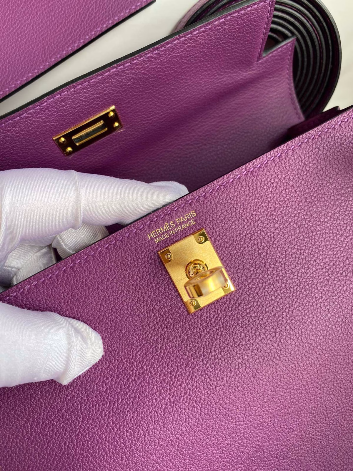 Hermes Kelly Danse II Handmade Bag In Anemone Evercolor Calfskin - Image 4