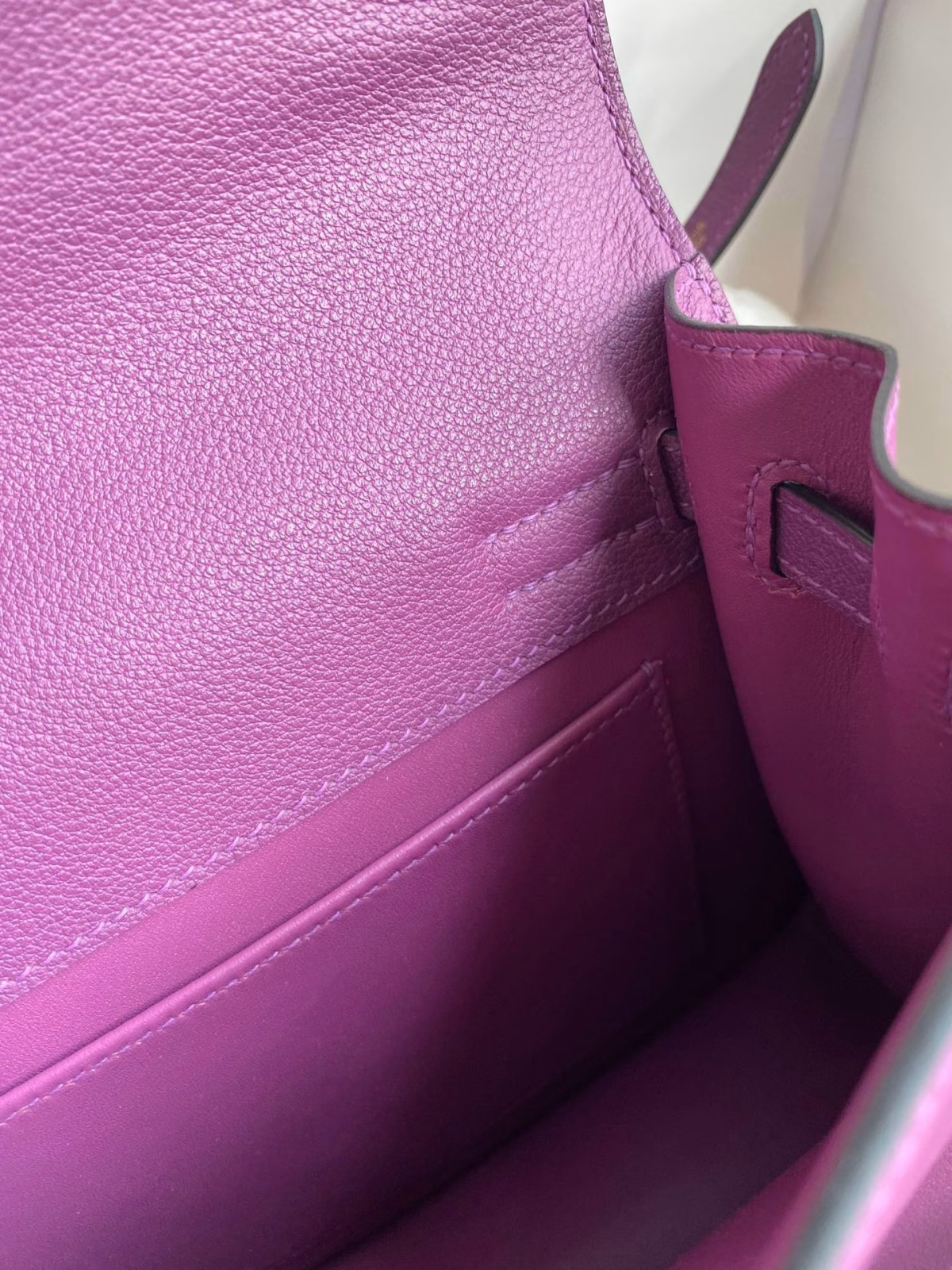 Hermes Kelly Danse II Handmade Bag In Anemone Evercolor Calfskin - Image 5