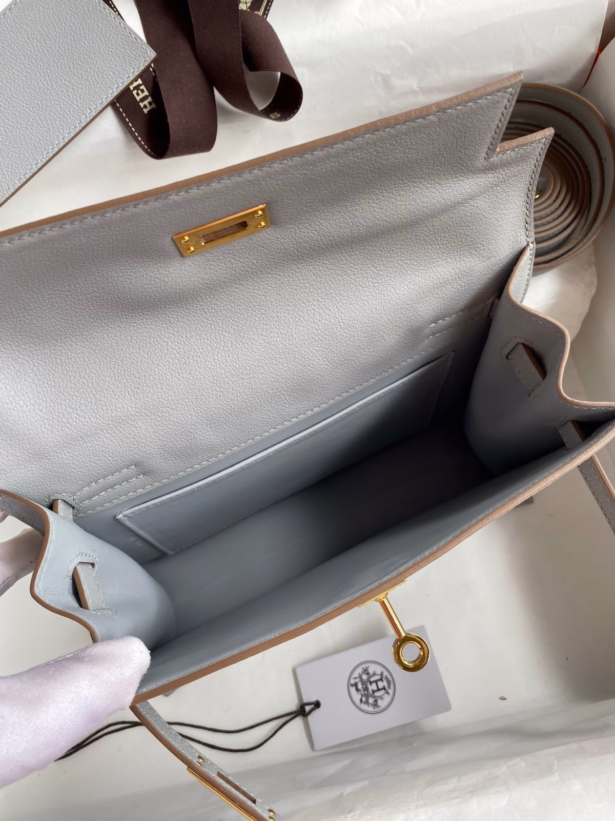 Hermes Kelly Danse II Bag In Blue Glacier Evercolor Calfskin - Image 2