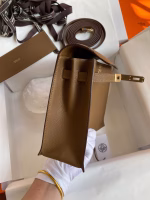 Hermes Kelly Danse II Bag In Beige de Weimar Evercolor Calfskin - Image 3