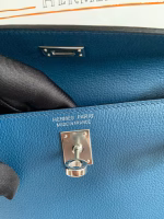 Hermes Kelly Danse II Handmade Bag In Deep Blue Evercolor Calfskin - Image 5