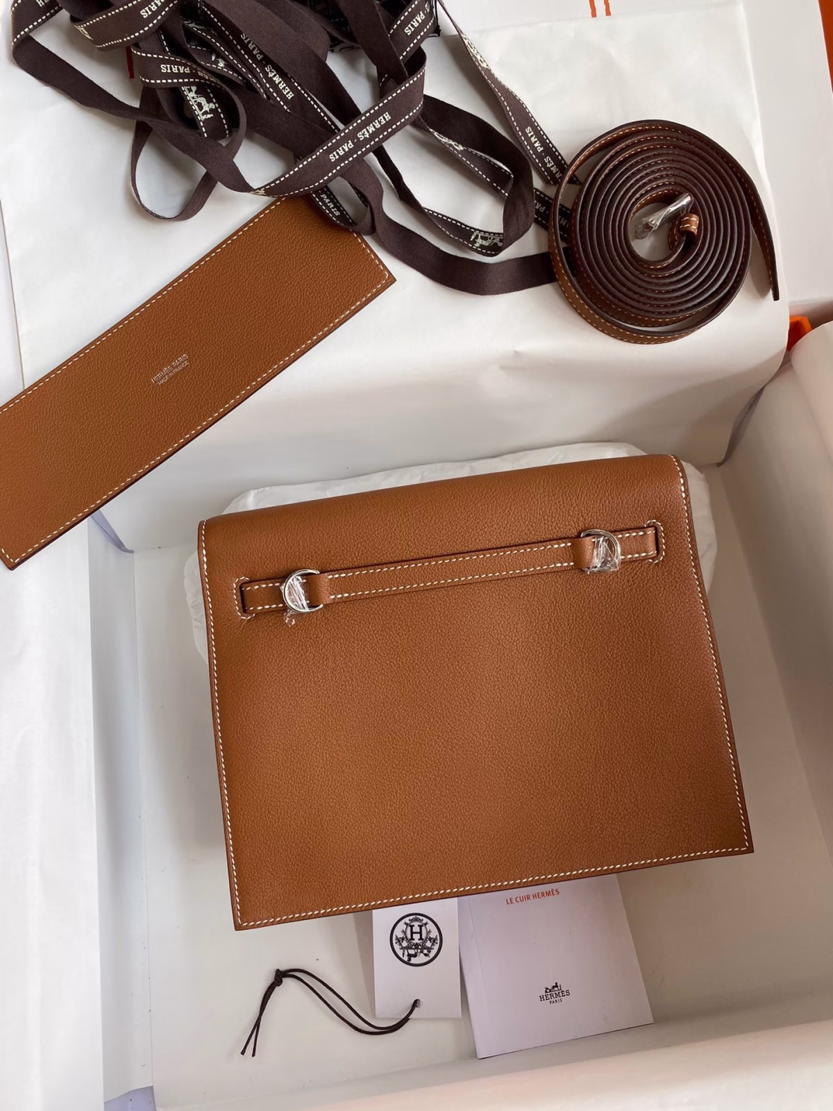 Hermes Kelly Danse II Handmade Bag In Gold Evercolor Calfskin - Image 8