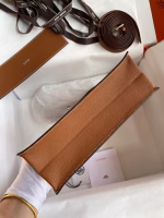 Hermes Kelly Danse II Handmade Bag In Gold Evercolor Calfskin - Image 4