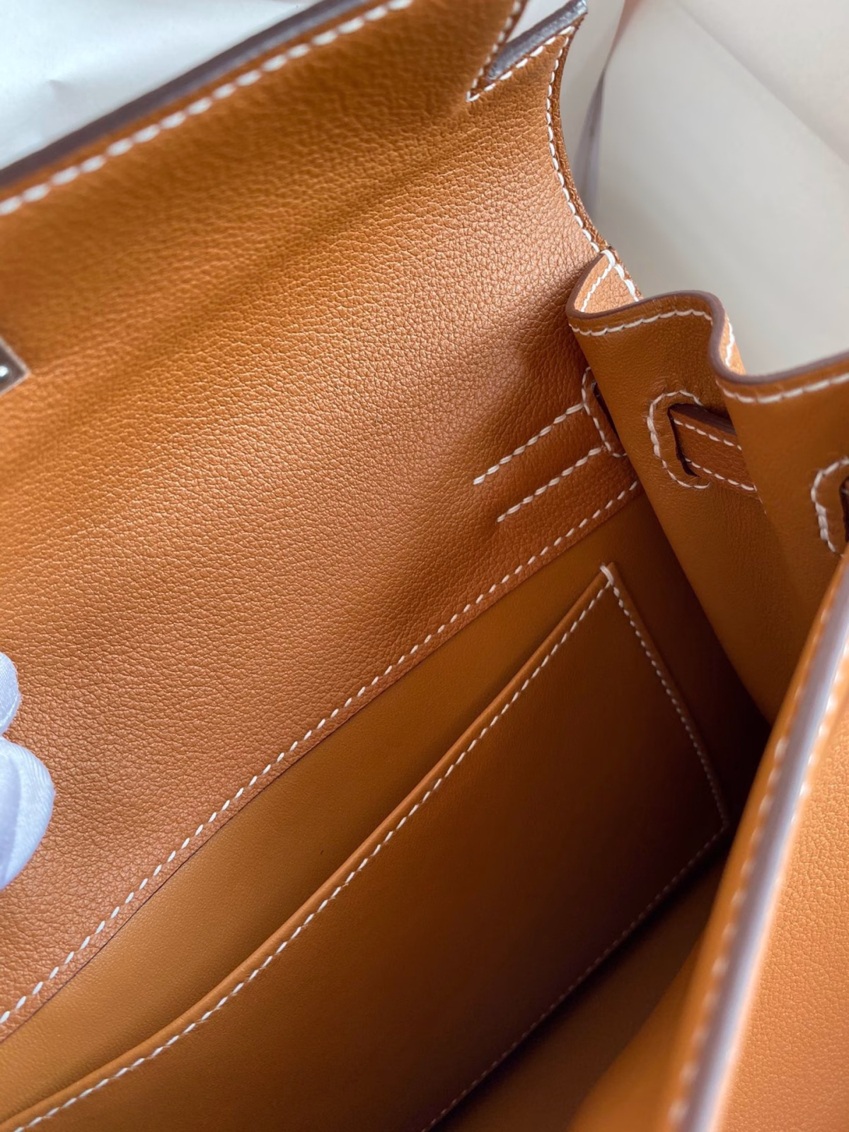 Hermes Kelly Danse II Handmade Bag In Gold Evercolor Calfskin - Image 3