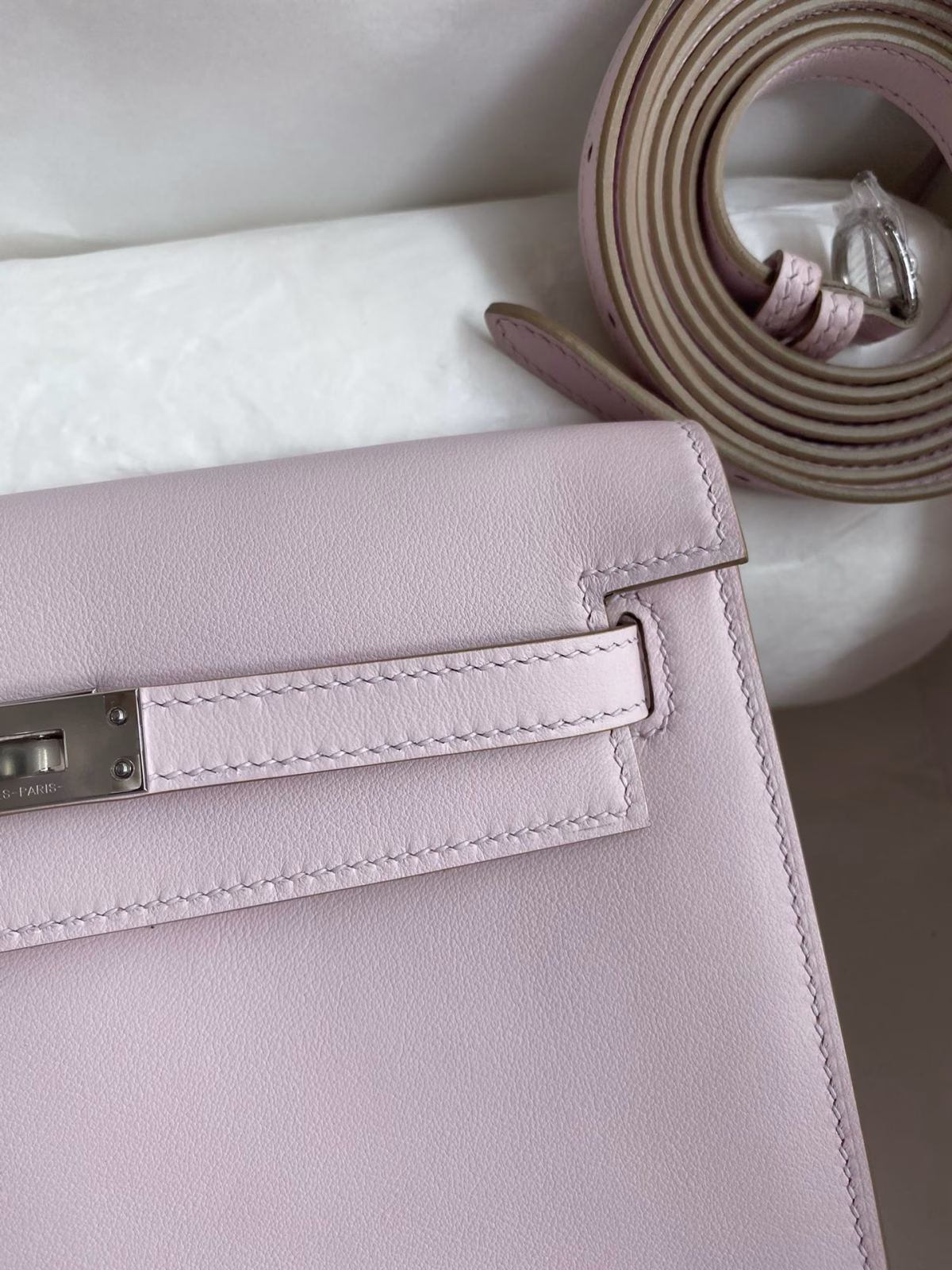 Hermes Kelly Danse II Bag In Mauve Pale Evercolor Calfskin - Image 7