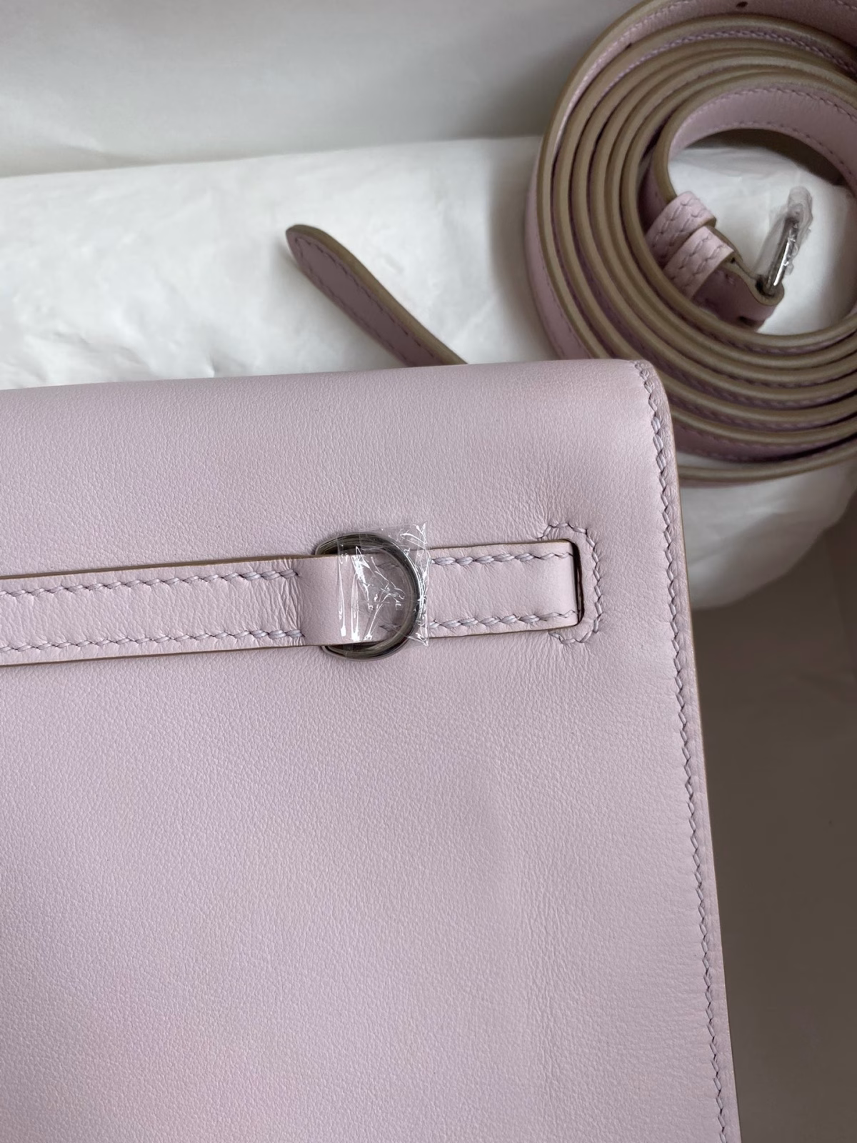 Hermes Kelly Danse II Bag In Mauve Pale Evercolor Calfskin - Image 8