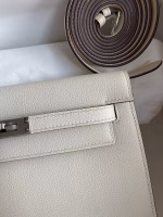Hermes Kelly Danse II Bag In Nata Evercolor Calfskin - Image 3