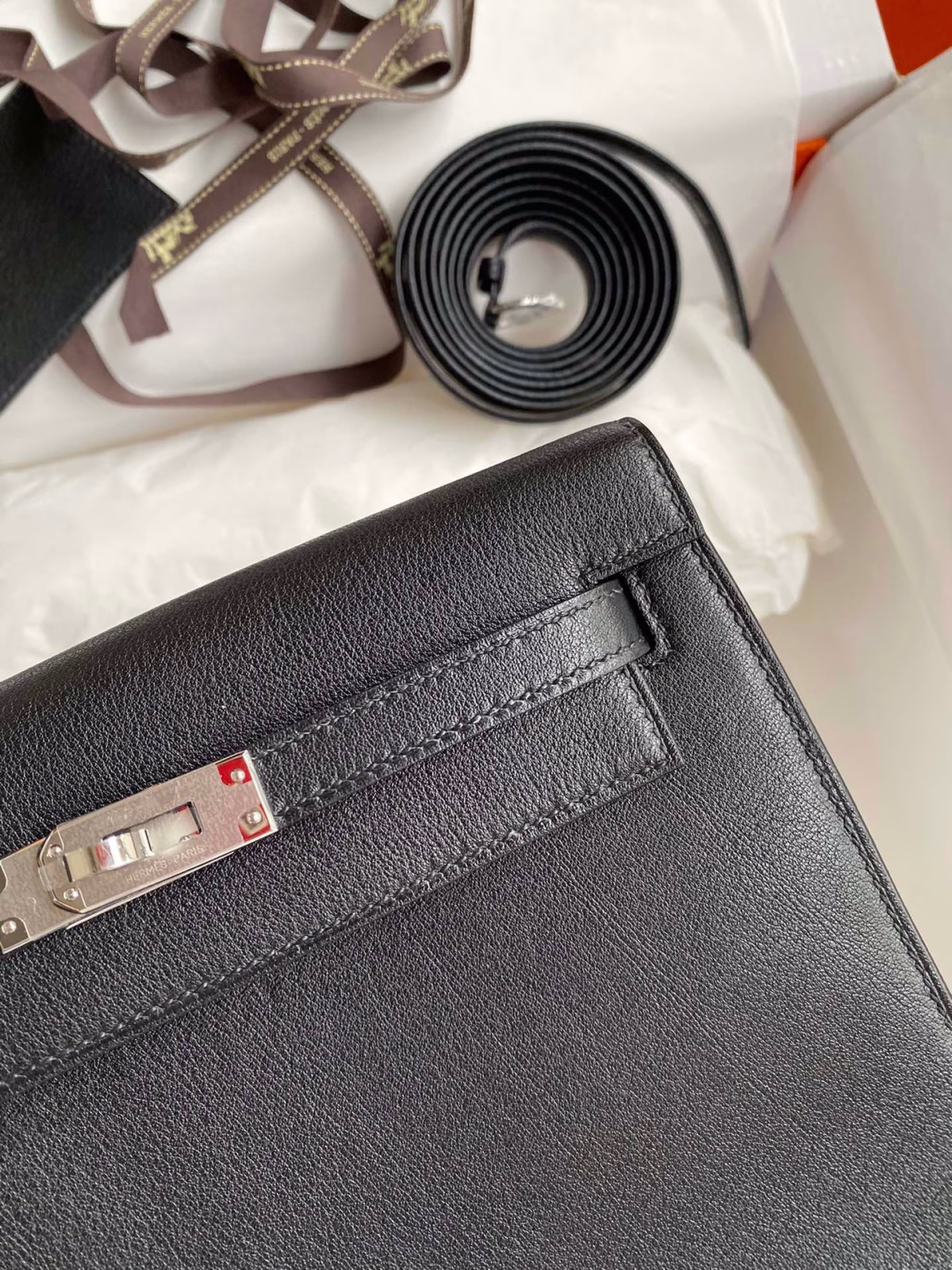 Hermes Kelly Danse II Handmade Bag In Black Evercolor Calfskin - Image 7