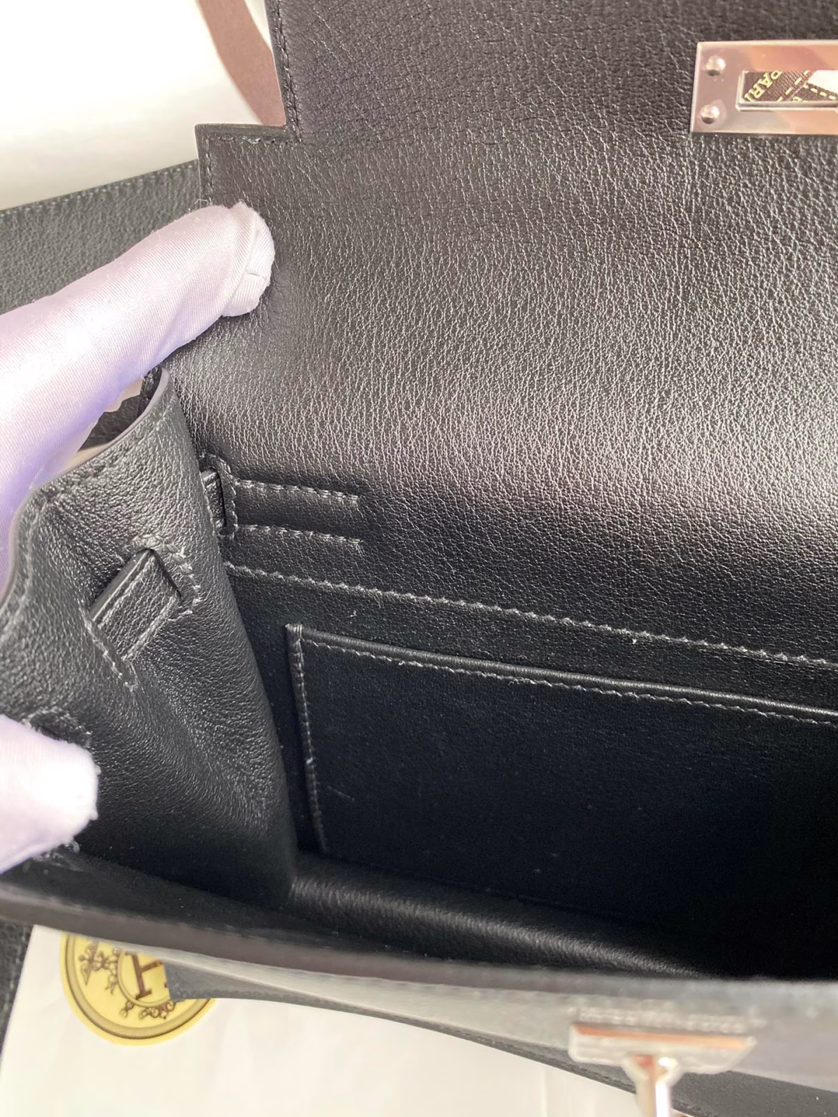 Hermes Kelly Danse II Handmade Bag In Black Evercolor Calfskin - Image 5