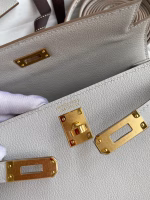 Hermes Kelly Danse II Handmade Bag In Pearl Grey Evercolor Calfskin - Image 3