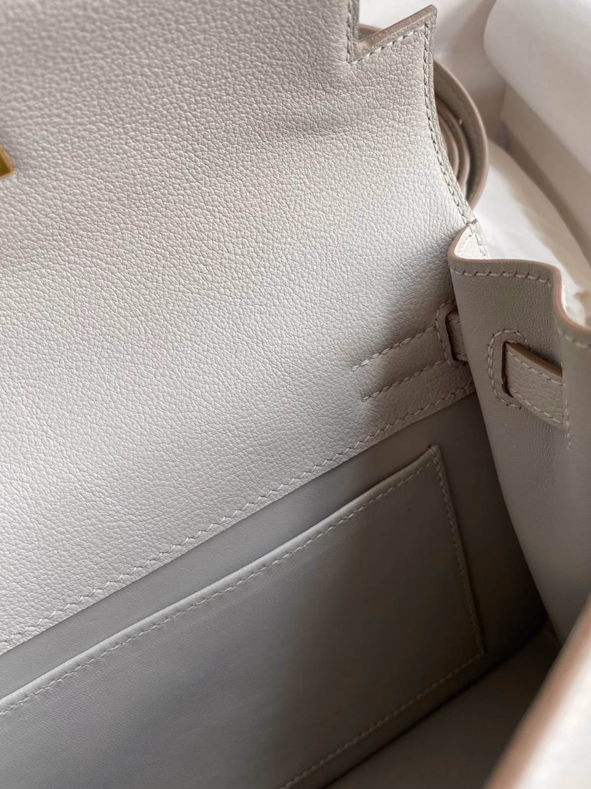 Hermes Kelly Danse II Handmade Bag In Pearl Grey Evercolor Calfskin - Image 5