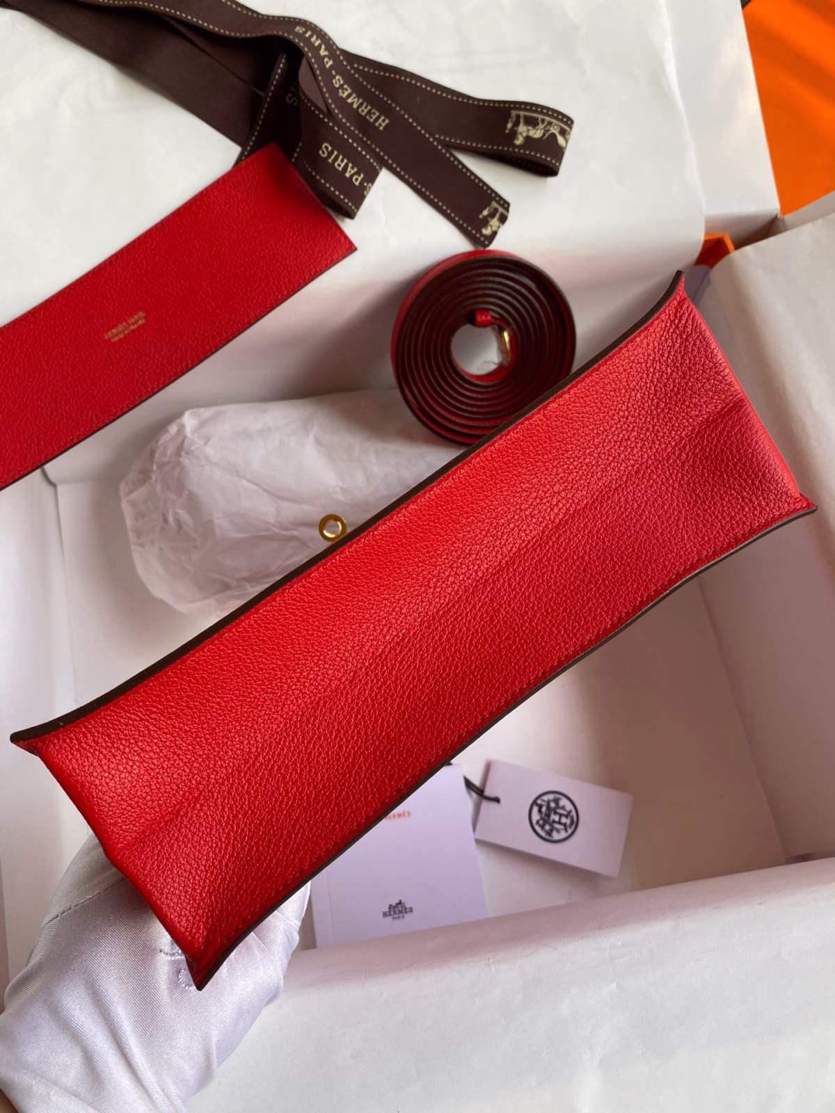 Hermes Kelly Danse II Handmade Bag In Red Evercolor Calfskin - Image 3