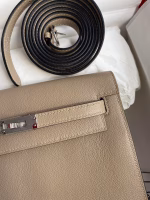 Hermes Kelly Danse II Handmade Bag In Gris Tourterelle Evercolor Calfskin - Image 7
