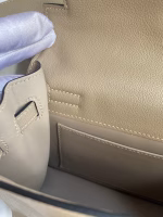 Hermes Kelly Danse II Handmade Bag In Gris Tourterelle Evercolor Calfskin - Image 4