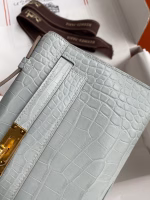 Hermes Kelly Pochette Handmade Bag In Pearl Grey Matte Alligator Leather - Image 8