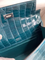 Hermes Kelly Pochette Handmade Bag In Colvert Shiny Alligator Leather - Image 5