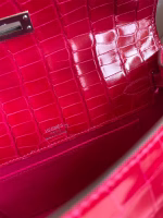 Hermes Kelly Pochette Handmade Bag In Rose Extreme Shiny Alligator Leather - Image 6