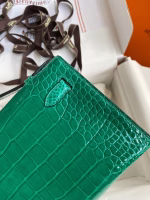 Hermes Kelly Pochette Handmade Bag In Vert Emerald Shiny Alligator Leather - Image 3