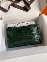 Hermes Kelly Pochette Handmade Bag In Vert Fonce Shiny Alligator Leather - Image 6