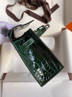 Hermes Kelly Pochette Handmade Bag In Vert Fonce Shiny Alligator Leather - Image 3