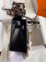 Hermes Kelly Pochette Handmade Bag In Black Box Calfskin - Image 3
