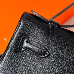 Hermes Kelly Pochette Handmade Bag In Black Chevre Mysore Leather - Image 5