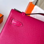 Hermes Kelly Pochette Handmade Bag In Rose Mexico Chevre Mysore Leather - Image 5